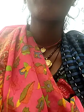 Snapshot of Juhi_chawla chatting on October 2025 04:04:02 AM Juhi chawla online show from October 2025 04:04:02 AM