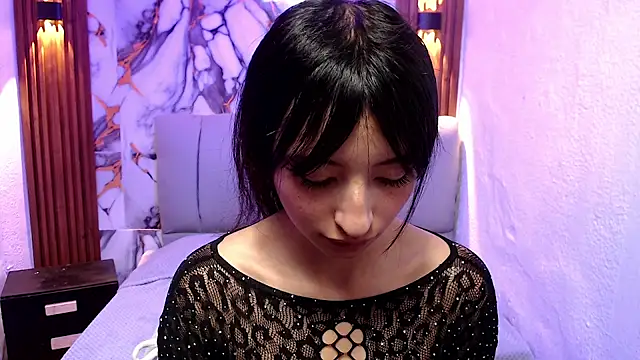 Snapshot of alaia_blue chatting on October 2025 01:23:01 PM alaia blue online show from October 2025 01:23:01 PM