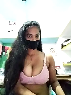 Snapshot of desiqueensneha chatting on September 2025 03:01:01 PM desiqueensneha online show from September 2025 03:01:01 PM