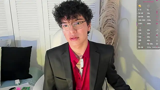 miilo wolf online show from September 2025 02:40:01 PM