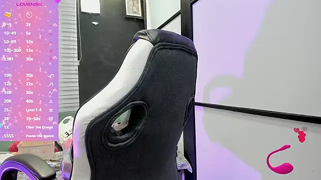 SamaraAnders  online show from November 2025 04:33:02 AM