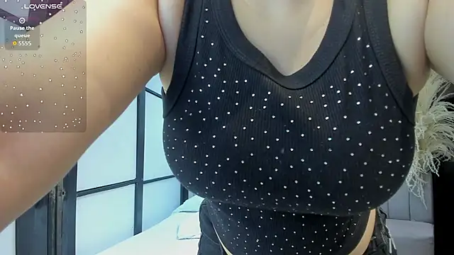 SamaraAnders  online show from March 2026 05:00:02 AM