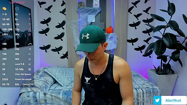 Snapshot of alan_nd_kevin chatting on October 2025 07:03:02 PM alan nd kevin online show from October 2025 07:03:02 PM