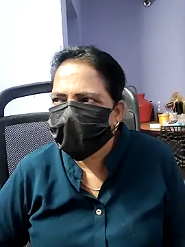 Snapshot of mallu-lover chatting on September 2025 11:12:01 AM mallu-lover online show from September 2025 11:12:01 AM