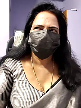 Snapshot of mallu-lover chatting on September 2025 02:22:02 PM mallu-lover online show from September 2025 02:22:02 PM