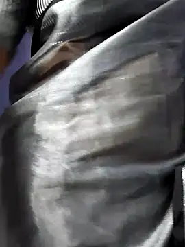 Snapshot of mallu-lover chatting on October 2025 02:48:01 PM mallu-lover online show from October 2025 02:48:01 PM