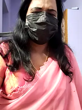 Snapshot of mallu-lover chatting on October 2025 01:14:01 PM mallu-lover online show from October 2025 01:14:01 PM