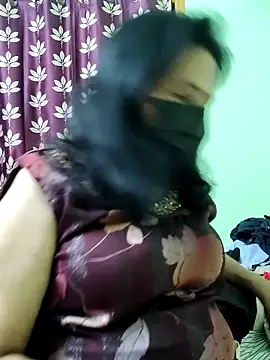 mallu-lover online show from April 2026 05:49:01 PM