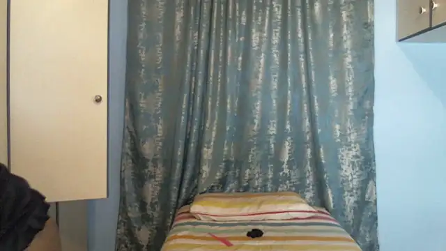 Thickshawty38 online show from September 2025 06:20:01 PM