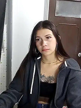 CharlotteSex  online show from September 2025 11:00:01 AM