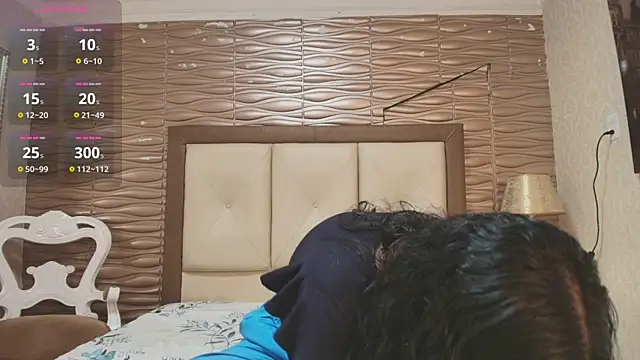 Miladiosa online show from April 2026 11:43:01 AM