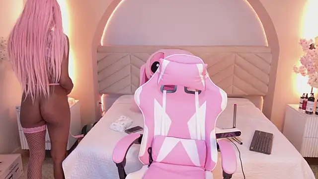 amy miller1 online show from March 2026 08:15:01 PM