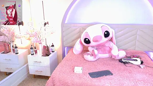 amy miller1 online show from April 2026 09:37:02 PM