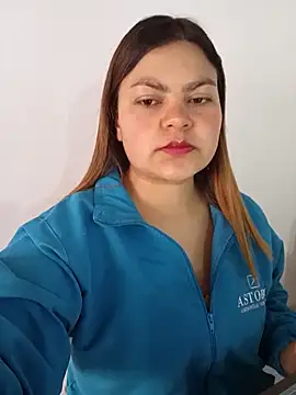 LUCIANA  99 online show from September 2025 01:43:02 PM