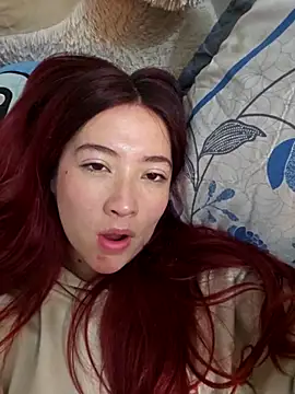 lunnaa  online show from February 2026 03:33:01 AM