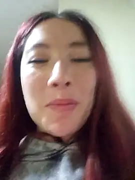 lunnaa  online show from March 2026 11:00:01 PM