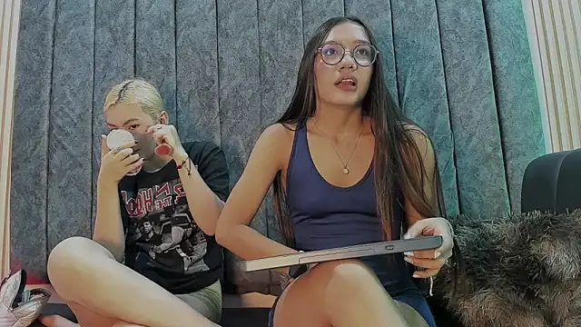 rubby lux online show from November 2025 01:32:01 PM