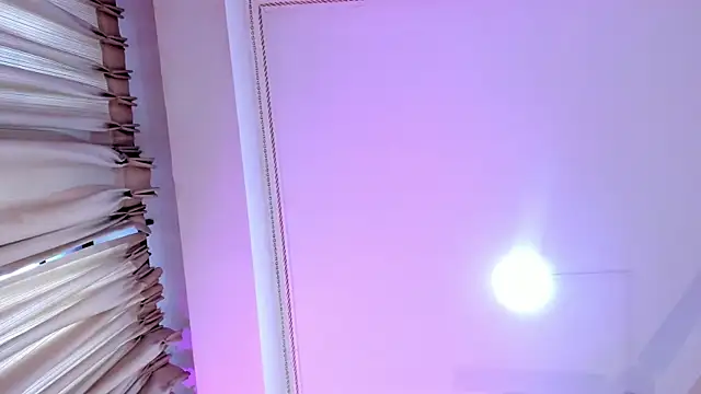 SerenaAveline online show from September 2025 09:58:01 PM