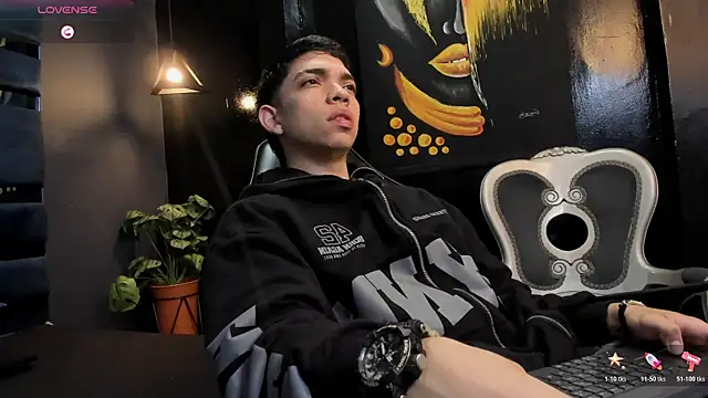 Eryonbradley online show from October 2025 11:25:01 AM