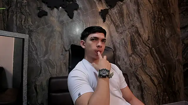 Eryonbradley online show from February 2026 11:28:01 AM