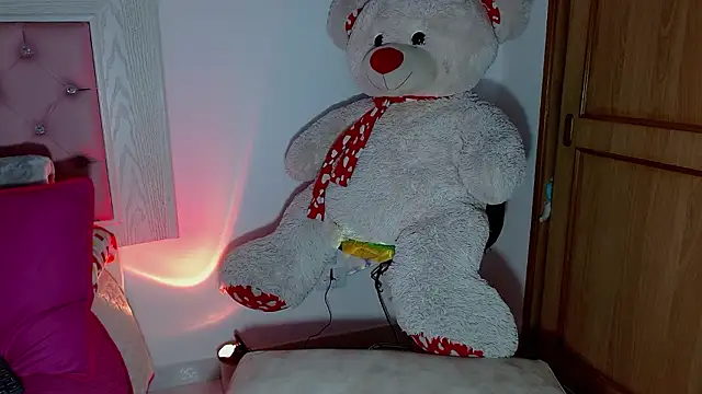 Ayleen m online show from February 2026 01:10:02 AM