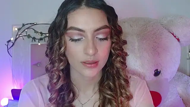 Ayleen m online show from May 2026 01:45:01 AM