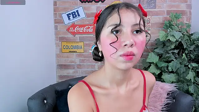 misss luxury online show from October 2025 11:00:01 AM