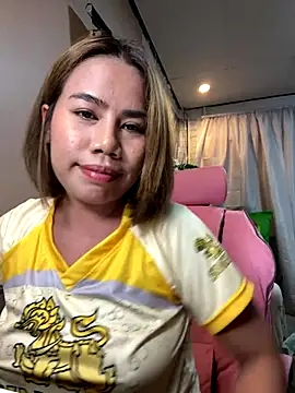 Kath C online show from November 2025 12:44:02 PM