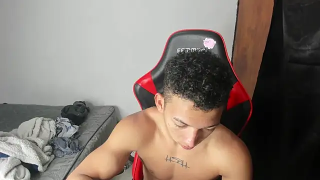 JuanchiT66 online show from March 2026 03:52:02 AM