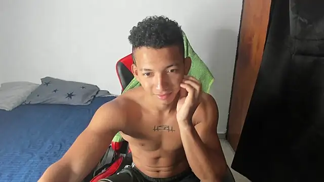 JuanchiT66 online show from March 2026 02:09:02 PM