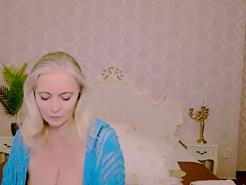 Anais Janson online show from April 2026 06:47:01 PM