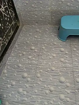 NoddingScorpion online show from October 2025 04:00:02 AM