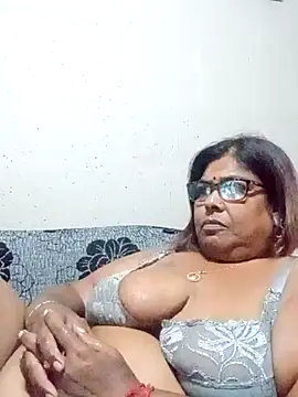 mileesha online show from October 2025 08:18:01 PM