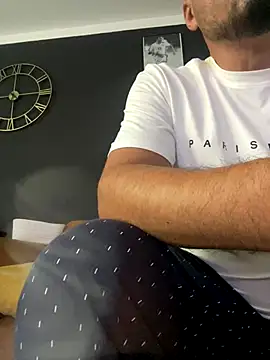 Snapshot of imooLoov chatting on October 2025 08:48:02 AM imooLoov online show from October 2025 08:48:02 AM