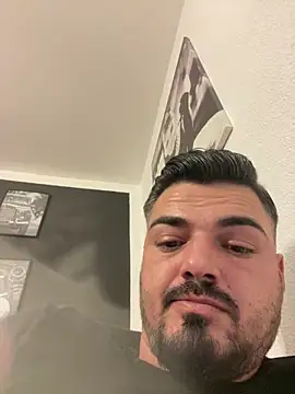 Snapshot of imooLoov chatting on October 2025 04:31:01 PM imooLoov online show from October 2025 04:31:01 PM