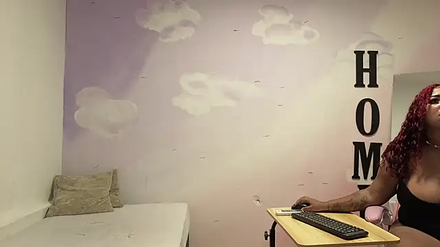 Catherine Smith  online show from September 2025 10:39:02 AM