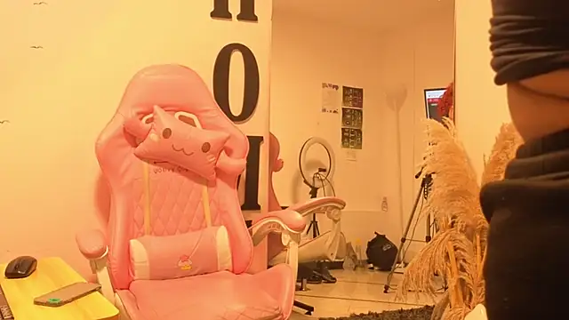 Catherine Smith  online show from September 2025 10:19:01 AM