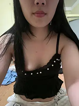 Linda-24 online show from March 2026 05:18:02 PM