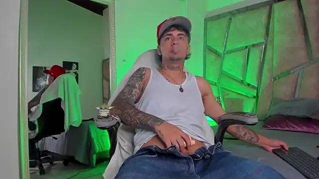 JamesDeker online show from September 2025 08:09:02 PM