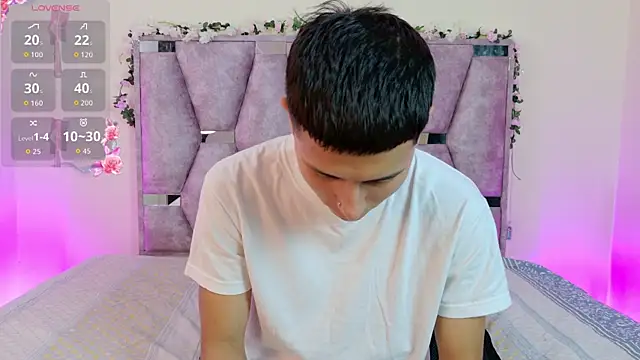 lana and liam  online show from November 2025 10:29:01 AM