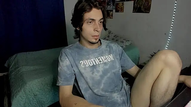 Snapshot of golden_ryyan chatting on May 2026 07:36:01 AM golden ryyan online show from May 2026 07:36:01 AM