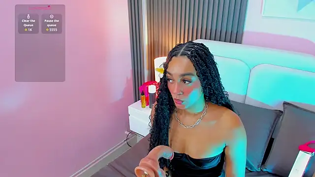 Clawdeen  wolf online show from November 2025 07:46:02 PM