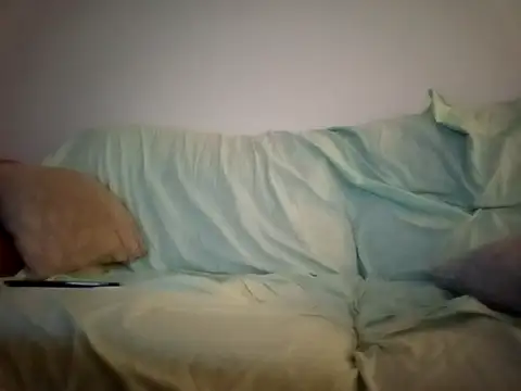 Feistysausage online show from September 2025 08:42:02 PM