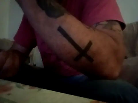 Feistysausage online show from October 2025 11:23:01 PM