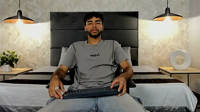 RaphaelDufort online show from September 2025 11:52:02 PM