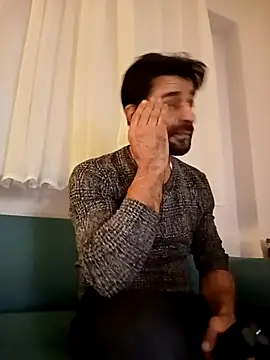 alex10alexx online show from November 2025 09:31:01 PM