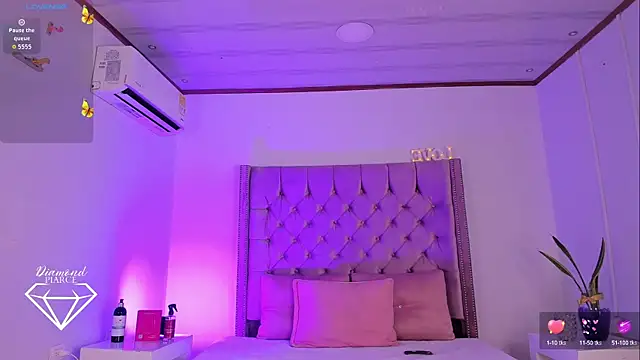 Diamond Piarce online show from September 2025 03:45:02 AM