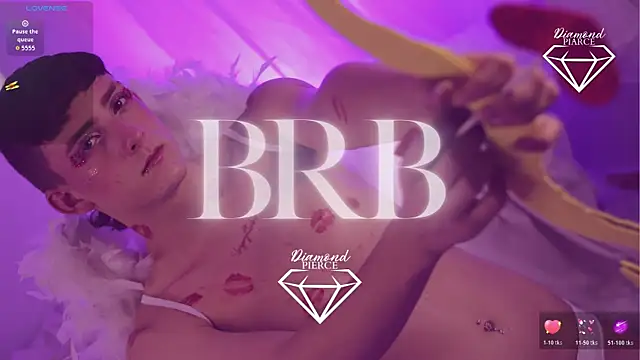 Diamond Piarce online show from October 2025 03:40:01 AM