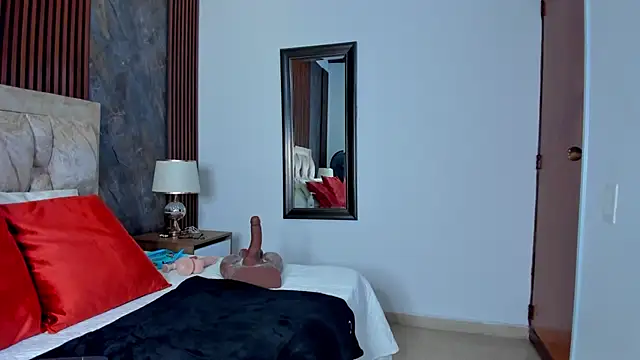 linda cabal online show from September 2025 10:24:02 PM