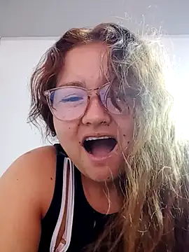 Snapshot of Ssoy_Luciana chatting on September 2025 05:01:02 PM Ssoy Luciana online show from September 2025 05:01:02 PM